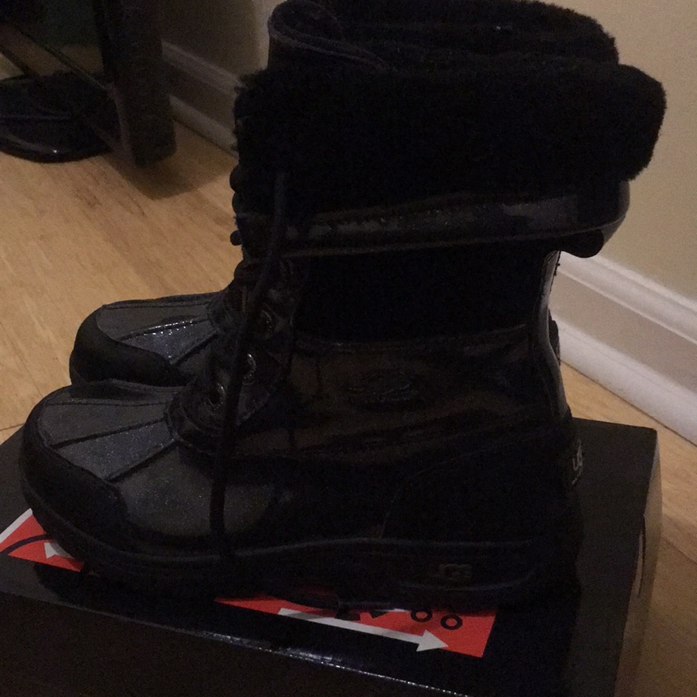 Ugg kids boots